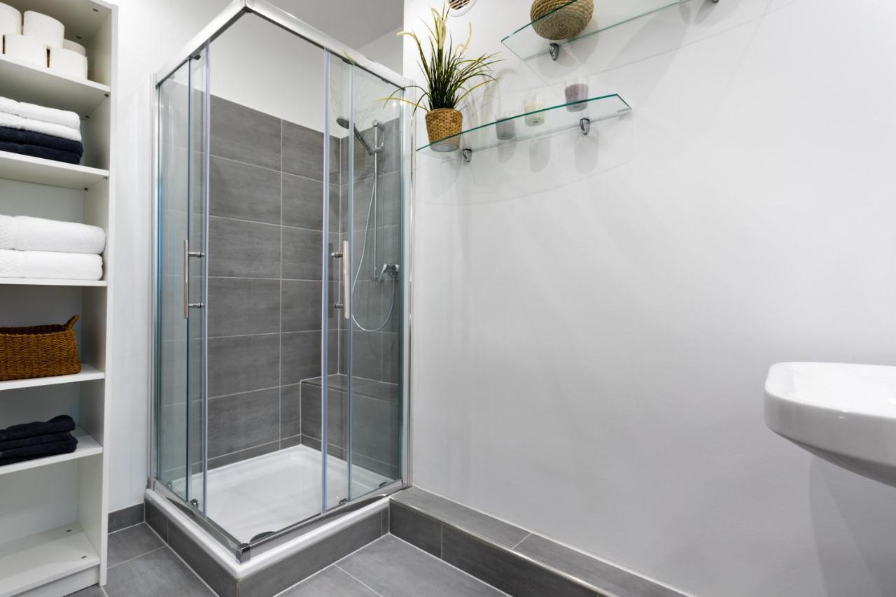 The Duesseldorfer, 1 Bedroom 1 Living Room Up To 4 People Berlim Exterior foto