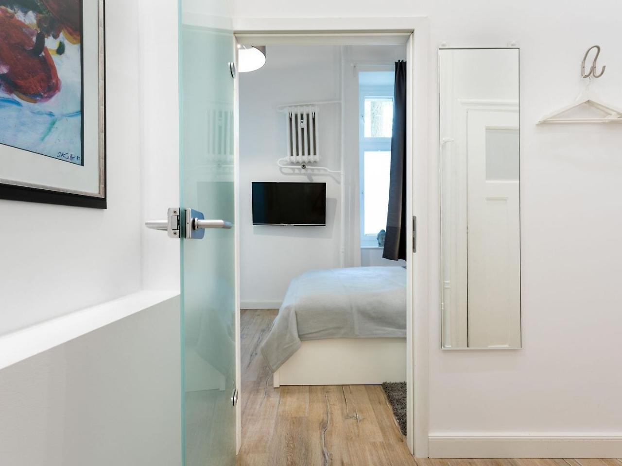 The Duesseldorfer, 1 Bedroom 1 Living Room Up To 4 People Berlim Exterior foto